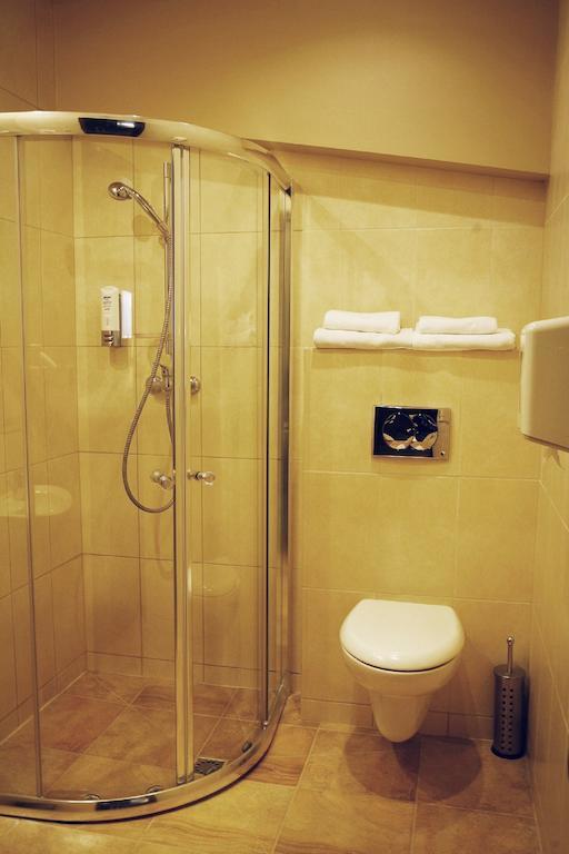 Hotel Zorza Namyslow Room photo